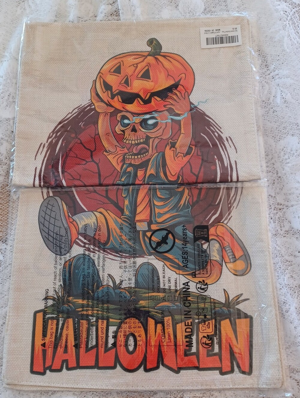 NEW 100% LINEN HALLOWEEN GARDEN FLAG SKELETON ZOMBIE WITH PUMPKIN IN HAND 12X18